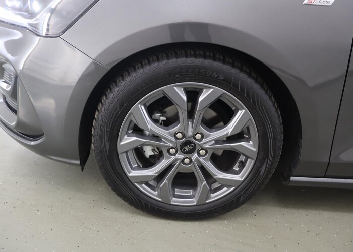 Ford Focus 1.0 EcoBoost Hybrid ST Line X