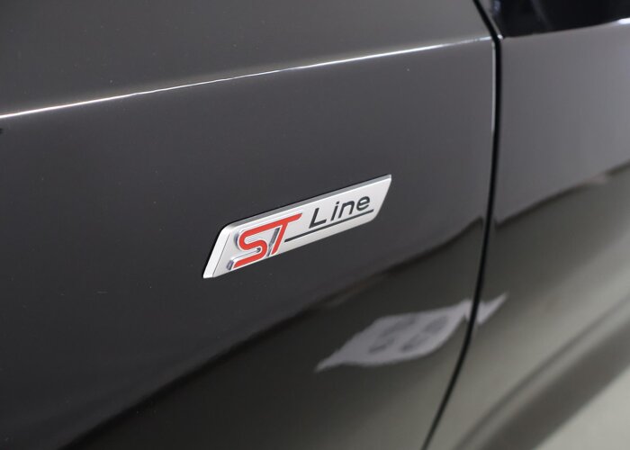 Ford Focus 1.0 EcoBoost Hybrid ST Line X