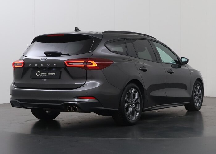 Ford Focus 1.0 EcoBoost Hybrid ST Line X