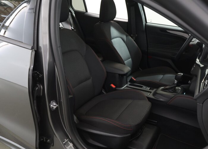 Ford Focus 1.0 EcoBoost Hybrid ST Line X