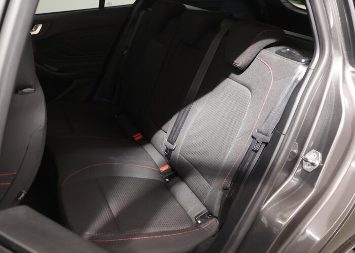 Ford Focus 1.0 EcoBoost Hybrid ST Line X