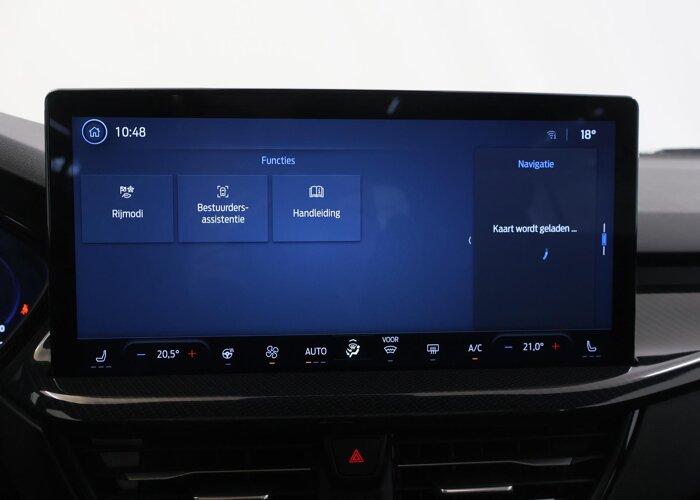 Ford Focus 1.0 EcoBoost Hybrid ST Line X