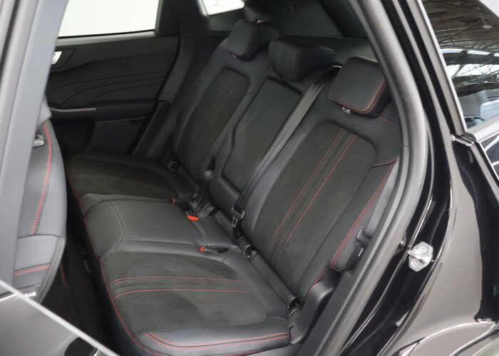 Ford Kuga 2.5 PHEV ST-Line X