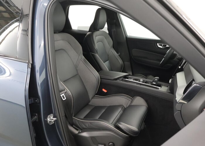 Volvo XC60 2.0 T6 Plug-in hybrid AWD R-Design
