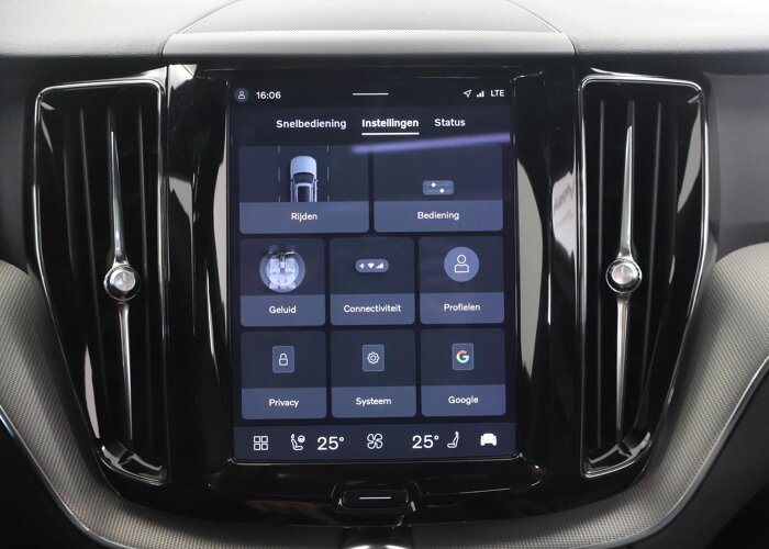 Volvo XC60 2.0 T6 Plug-in hybrid AWD R-Design