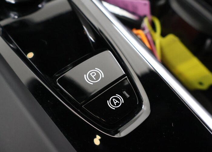 Volvo XC60 2.0 T6 Plug-in hybrid AWD R-Design