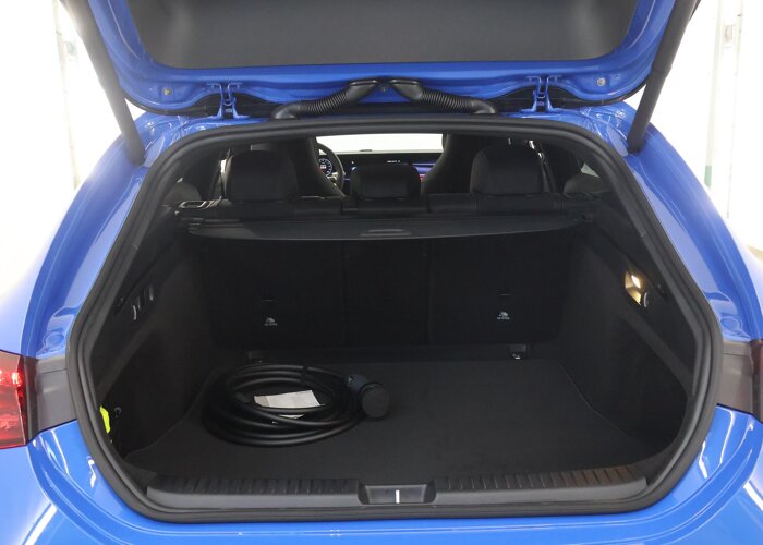 Mercedes-Benz CLA-Klasse Shooting Brake 250+ Business Solution AMG 85 kWh