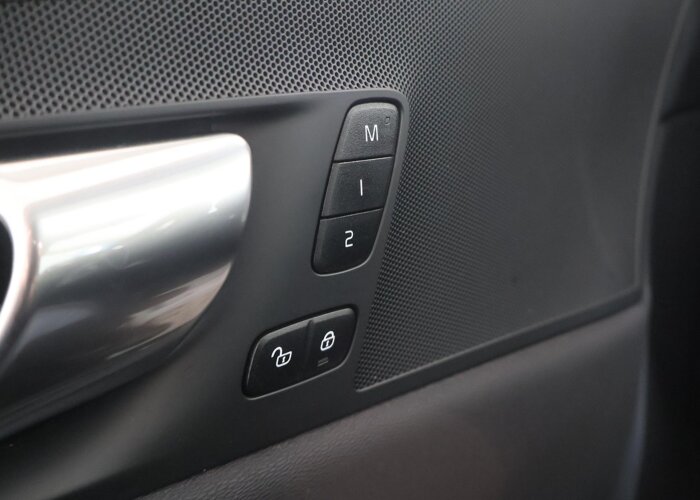 Volvo XC60 2.0 T6 Plug-in hybrid AWD Inscription
