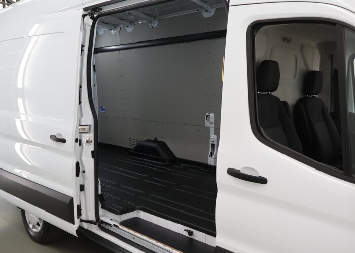 Ford Transit 350 | 2.0 TDCI | L4 H3 | TREND | RWD |