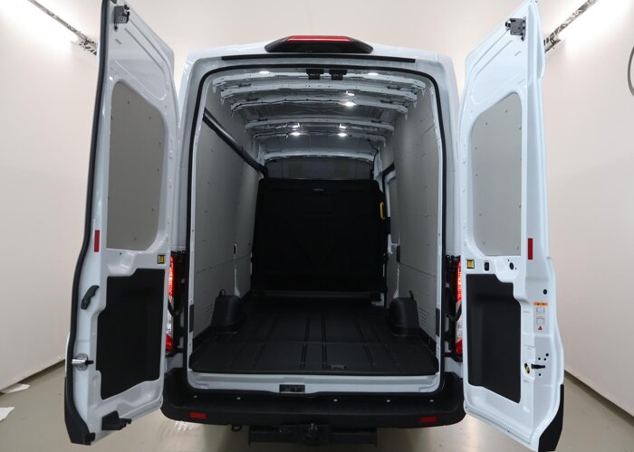 Ford Transit 350 | 2.0 TDCI | L4 H3 | TREND | RWD |