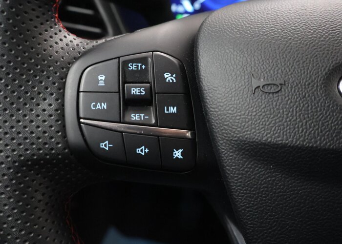 Ford Puma 1.0 EcoBoost Hybrid ST-Line X