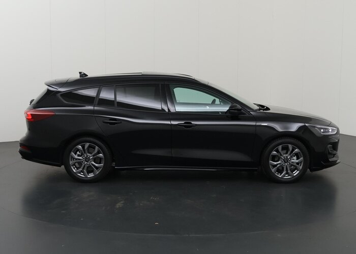 Ford Focus 1.0 EcoBoost Hybrid ST Line X