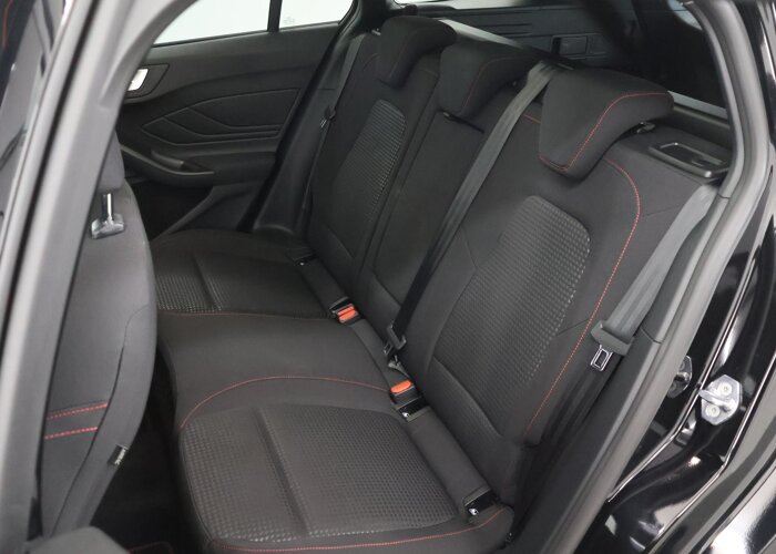 Ford Focus 1.0 EcoBoost Hybrid ST Line X