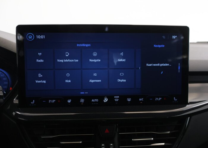 Ford Focus 1.0 EcoBoost Hybrid ST Line X