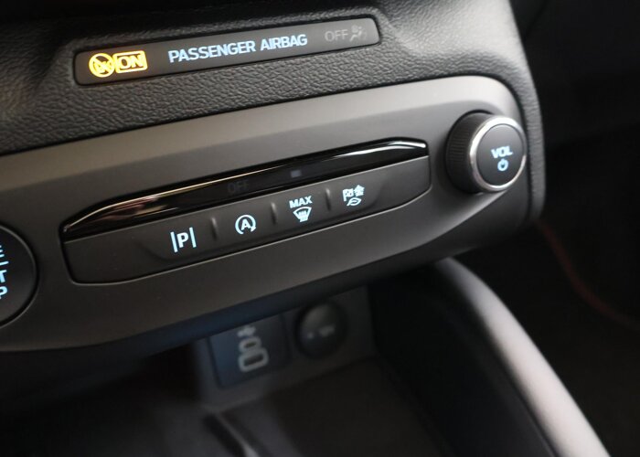 Ford Focus 1.0 EcoBoost Hybrid ST Line X