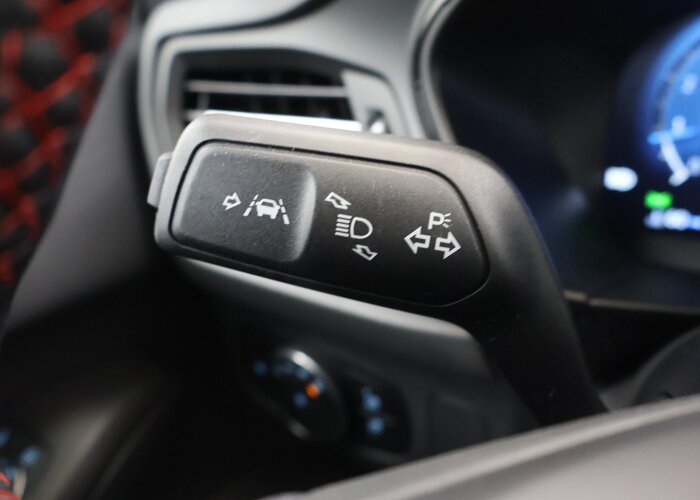 Ford Focus 1.0 EcoBoost Hybrid ST Line X