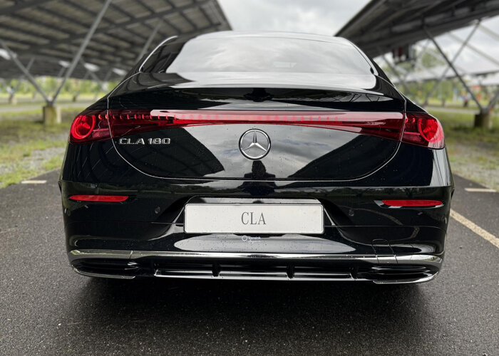 Mercedes-Benz CLA-Klasse 180 Business Solution AMG