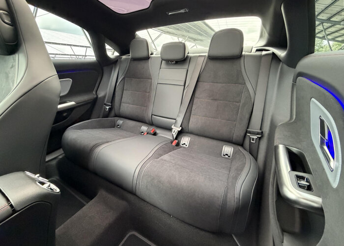 Mercedes-Benz CLA-Klasse 180 Business Solution AMG
