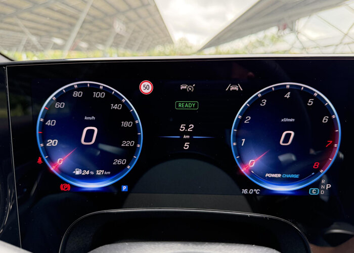 Mercedes-Benz CLA-Klasse 180 Business Solution AMG