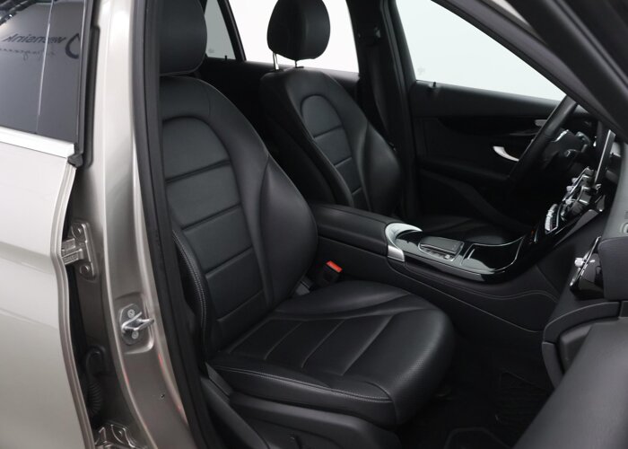 Mercedes-Benz GLC 200 Business Solution Limited