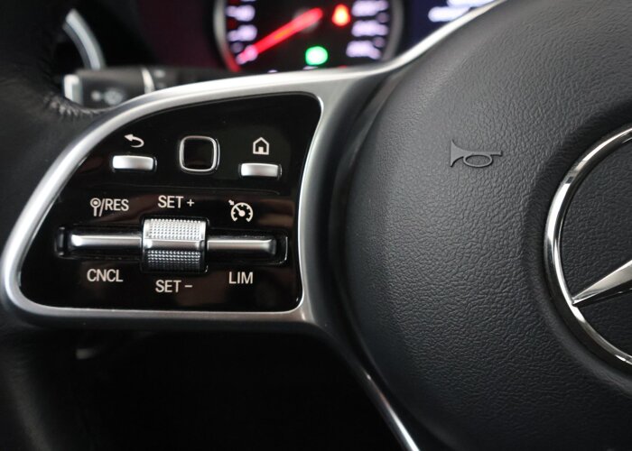 Mercedes-Benz GLC 200 Business Solution Limited