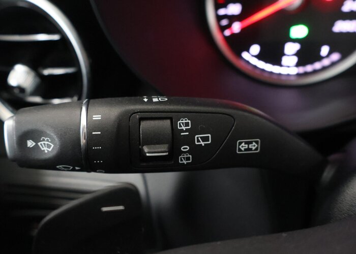 Mercedes-Benz GLC 200 Business Solution Limited