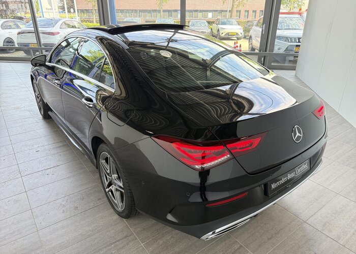 Mercedes-Benz CLA-Klasse 250 e AMG Line
