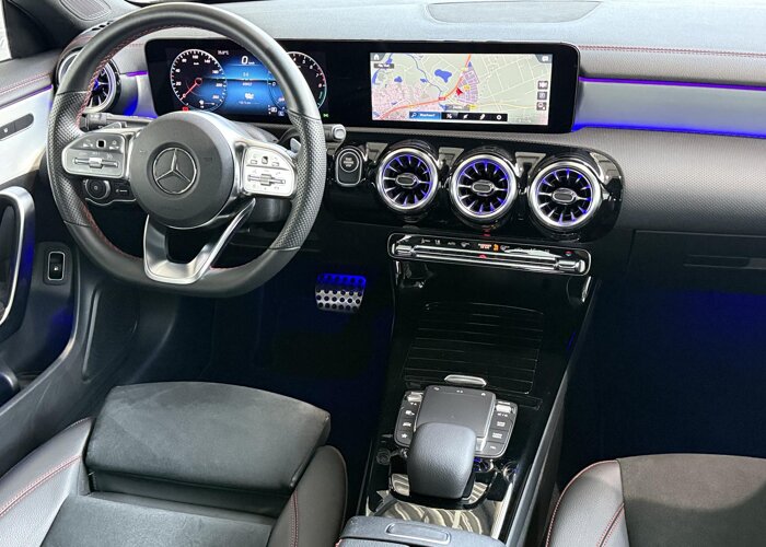 Mercedes-Benz CLA-Klasse 250 e AMG Line