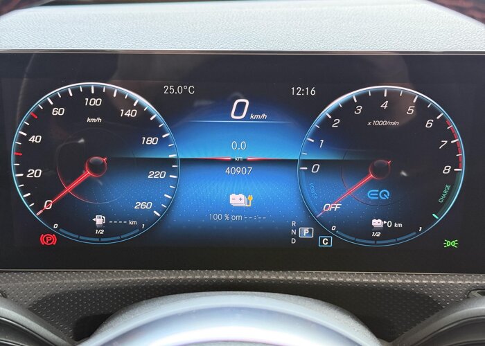 Mercedes-Benz CLA-Klasse 250 e AMG Line