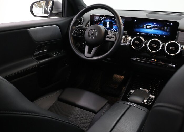 Mercedes-Benz GLB 200 Advantage