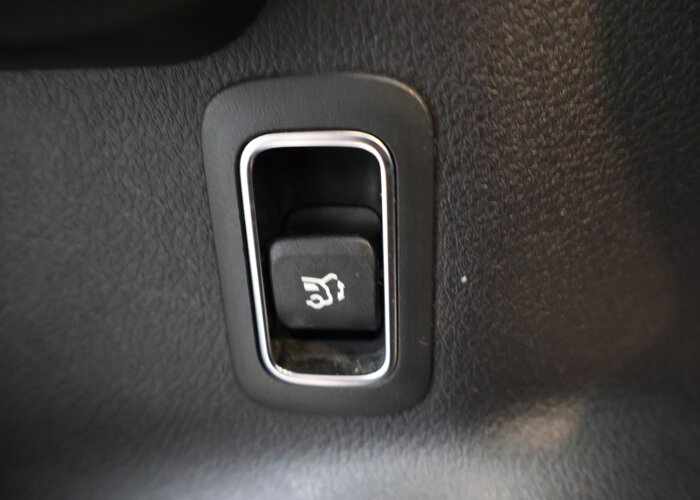 Mercedes-Benz GLB 200 Advantage