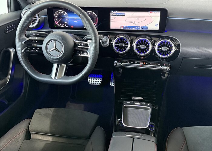 Mercedes-Benz A-Klasse 180 Business Solution AMG