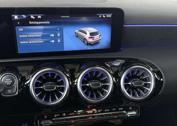 Mercedes-Benz A-Klasse 180 Business Solution AMG
