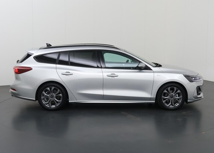 Ford Focus 1.0 EcoBoost Hybrid ST Line X