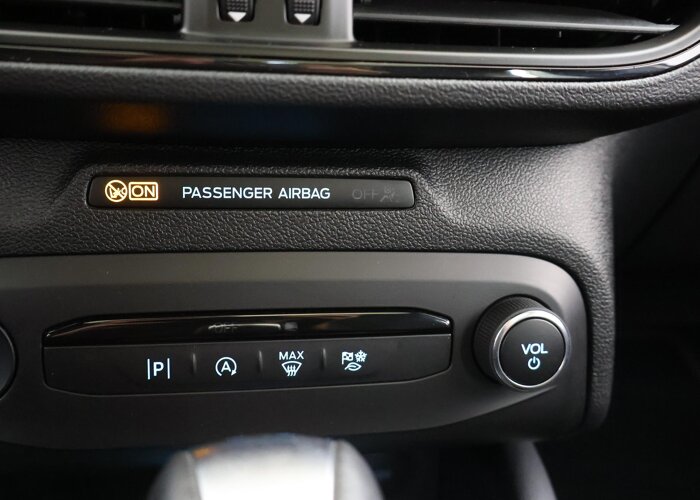 Ford Focus 1.0 EcoBoost Hybrid ST Line X