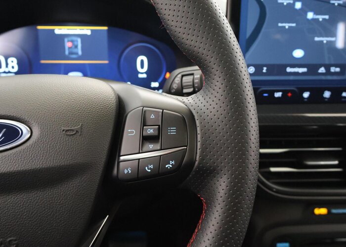 Ford Focus 1.0 EcoBoost Hybrid ST Line X