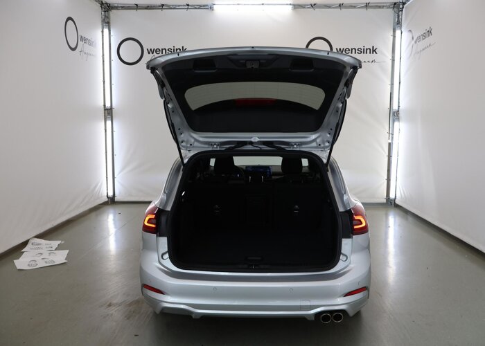 Ford Focus 1.0 EcoBoost Hybrid ST Line X
