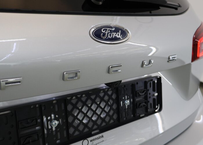 Ford Focus 1.0 EcoBoost Hybrid ST Line X