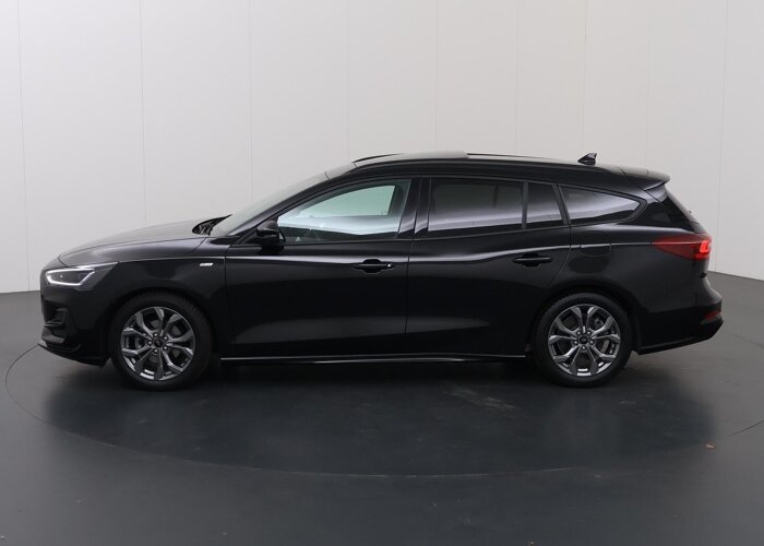 Ford Focus 1.0 EcoBoost Hybrid ST Line X