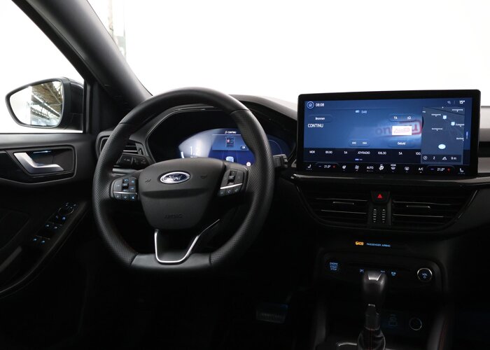 Ford Focus 1.0 EcoBoost Hybrid ST Line X