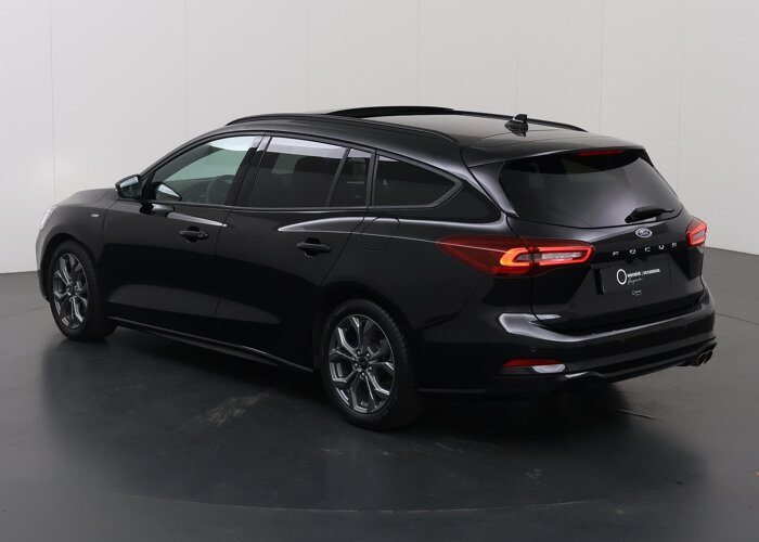 Ford Focus 1.0 EcoBoost Hybrid ST Line X