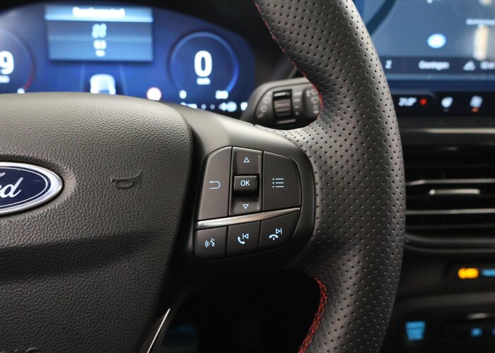 Ford Focus 1.0 EcoBoost Hybrid ST Line X