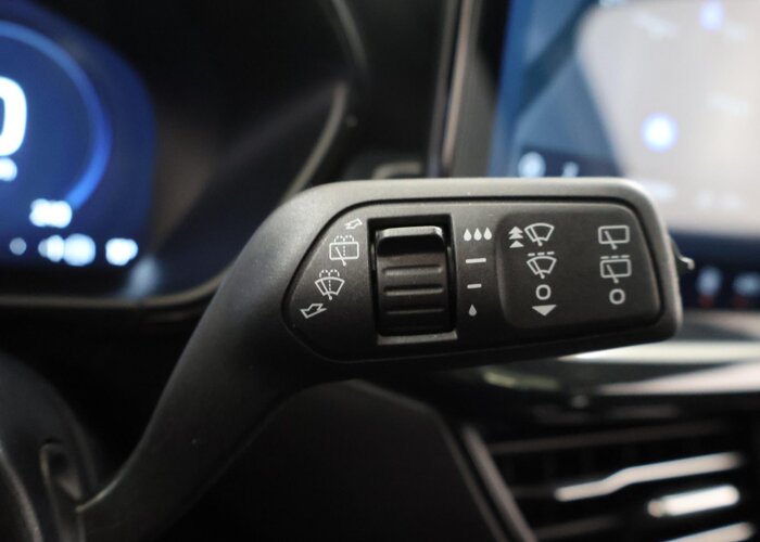 Ford Focus 1.0 EcoBoost Hybrid ST Line X