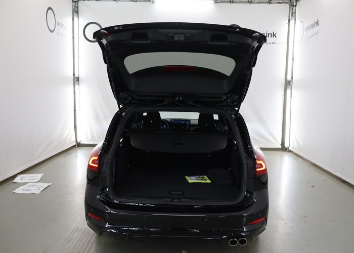 Ford Focus 1.0 EcoBoost Hybrid ST Line X