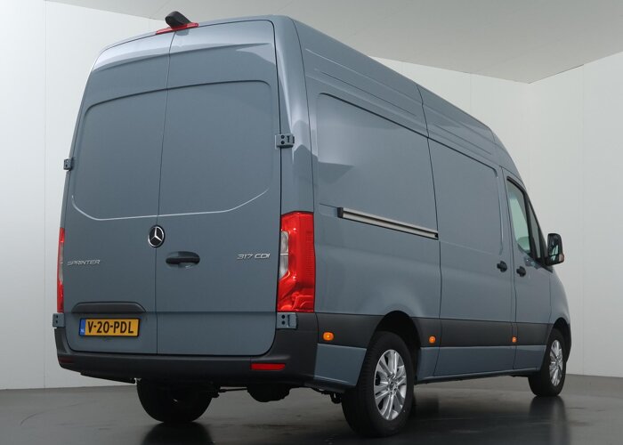 Mercedes-Benz Sprinter 317 CDI L2 H2 Pro