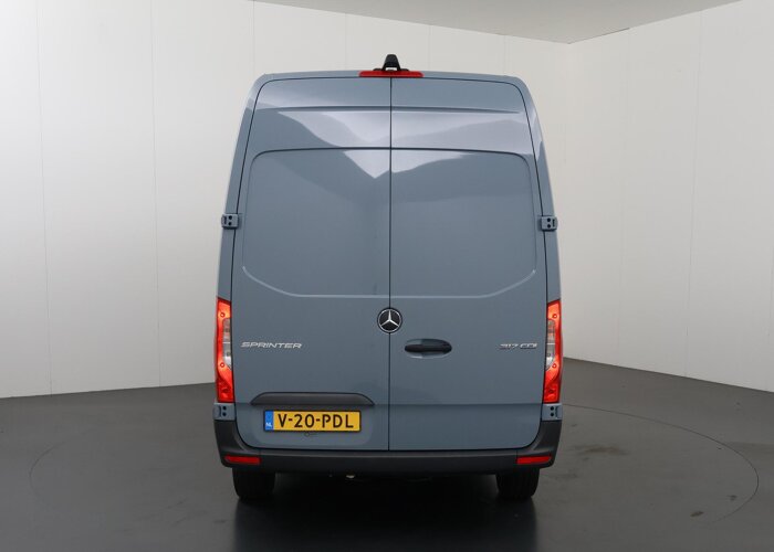 Mercedes-Benz Sprinter 317 CDI L2 H2 Pro