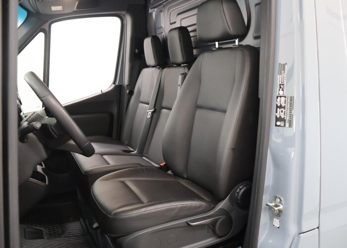 Mercedes-Benz Sprinter 317 CDI L2 H2 Pro