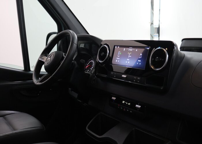 Mercedes-Benz Sprinter 317 CDI L2 H2 Pro