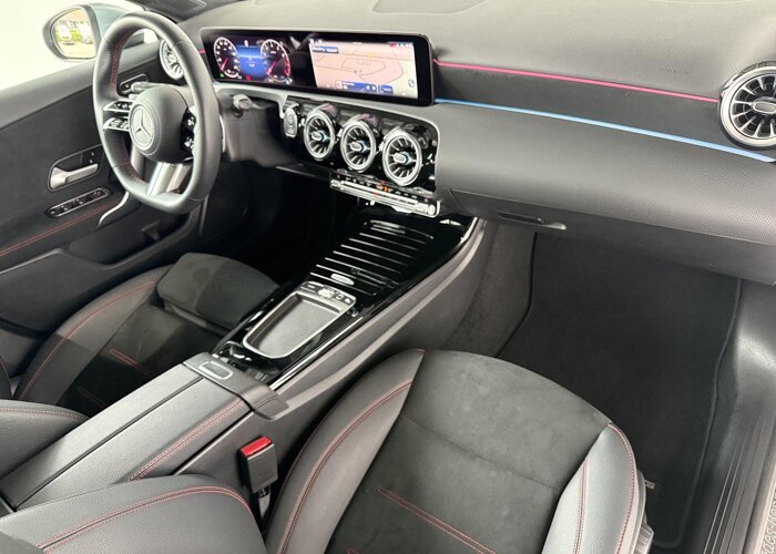 Mercedes-Benz A-Klasse 180 Business Solution AMG