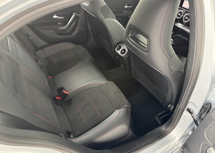 Mercedes-Benz A-Klasse 180 Business Solution AMG